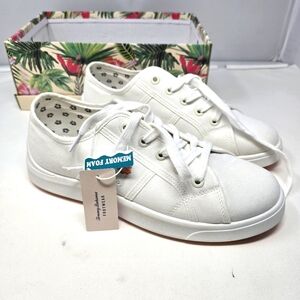 New Tommy Bahama Women's‎ Lorena White Canvas Low Top Sneakers Size 10 502130.